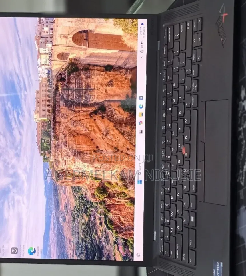 New Laptop Lenovo ThinkPad X1 Carbon 16GB Intel Core i7 SSD 512GB