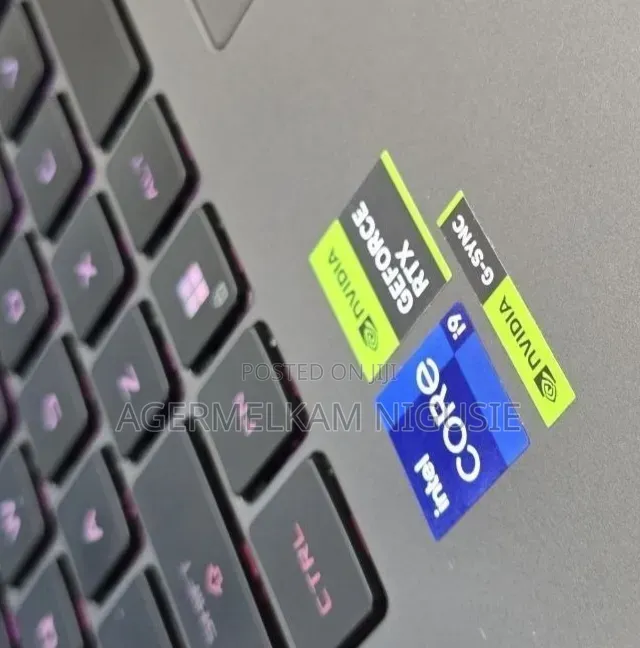 New Laptop Asus ROG Strix G18 32GB Intel Core i7 SSD 512GB