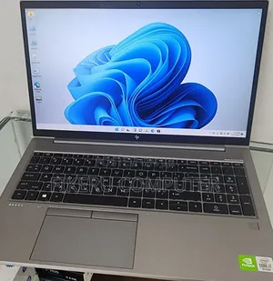 New Laptop HP ZBook Power G7 16GB Intel Core i7 SSD 512GB