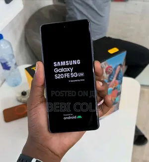 New Samsung Galaxy S20 FE 5G 128 GB Blue