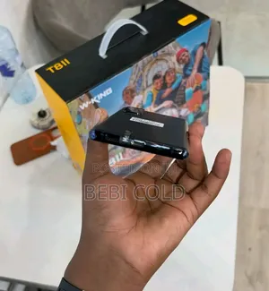 New Samsung Galaxy S20 FE 5G 128 GB Blue