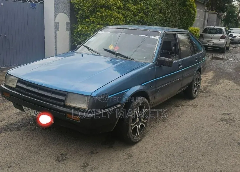 Toyota Corolla 1984 Blue