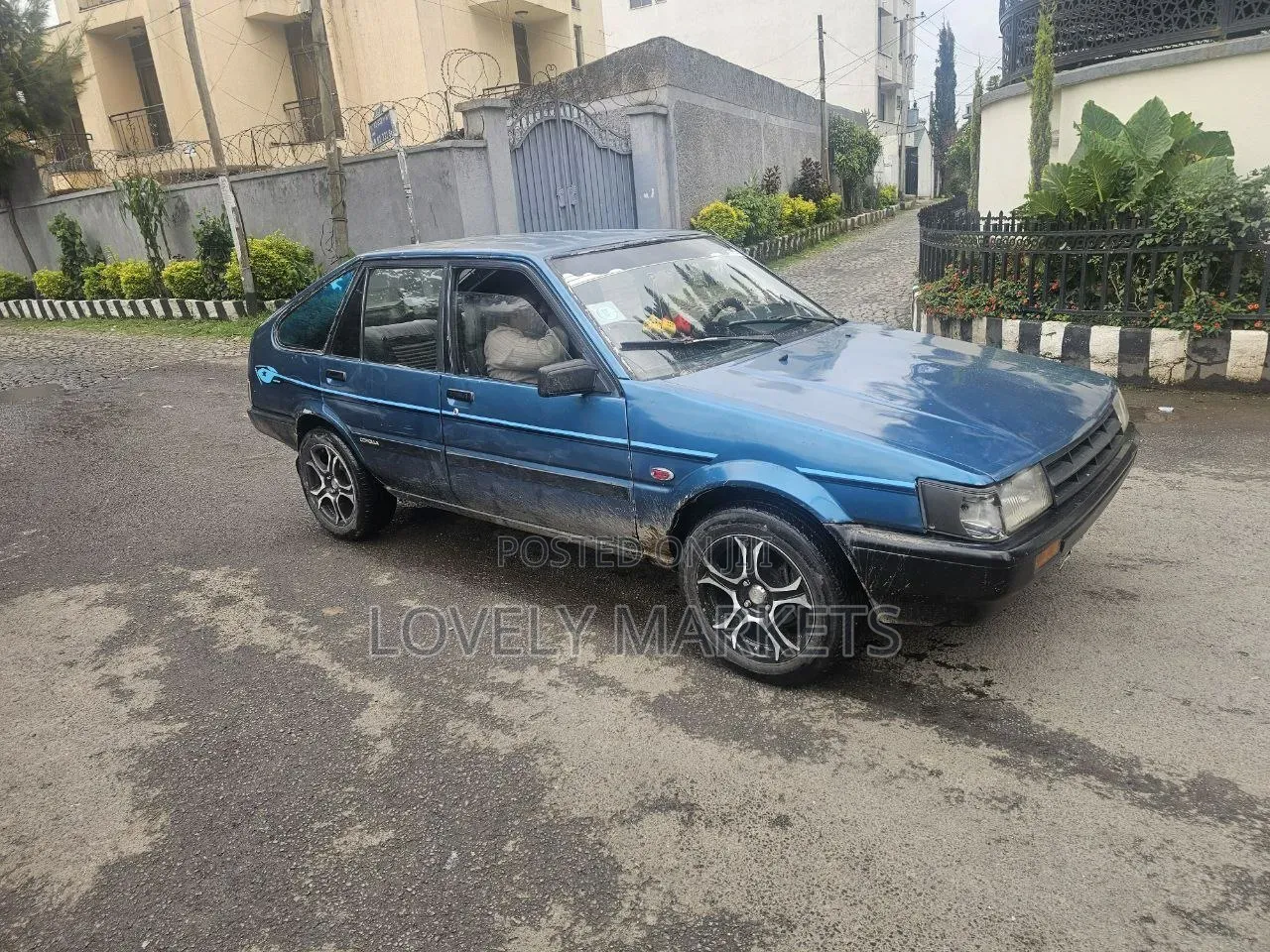 Toyota Corolla 1984 Blue