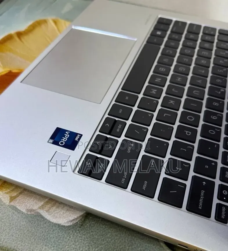 New Laptop HP EliteBook 840 G9 16GB Intel Core i5 SSD 512GB