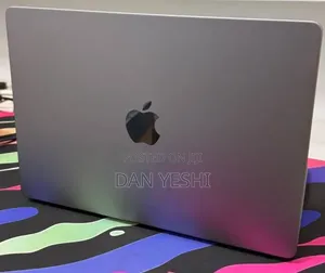 New Laptop Apple MacBook Pro 8GB Apple M3 SSD 512GB