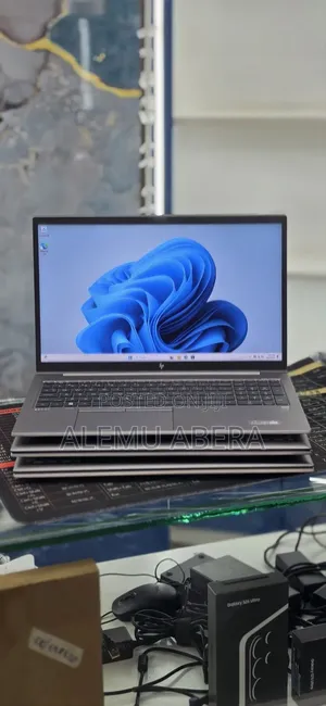 New Laptop HP ZBook Fury 15 G8 16GB Intel Core i5 SSD 512GB