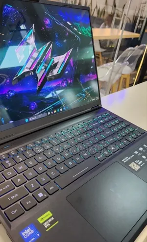 New Laptop Acer Predator Helios Neo 16 32GB Intel Core Ultra 9 SSD 1T