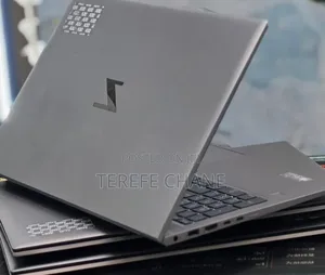 New Laptop HP ZBook 15 16GB Intel Core i5 SSD 512GB