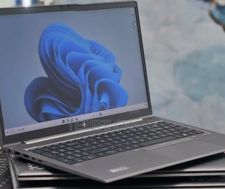 New Laptop HP ZBook 15 16GB Intel Core i5 SSD 512GB