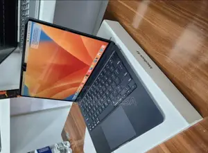 New Laptop Apple MacBook Air 2022 M2 8GB Apple M2 SSD 256GB