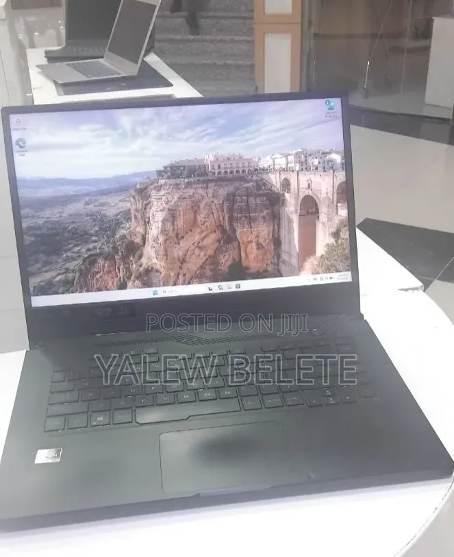 New Laptop Asus ROG Zephyrus G15 16GB AMD Ryzen 7 SSD 512GB