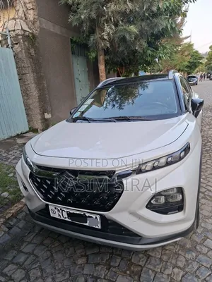 Suzuki Fronx 1.5 Hybrid FWD 2024 White