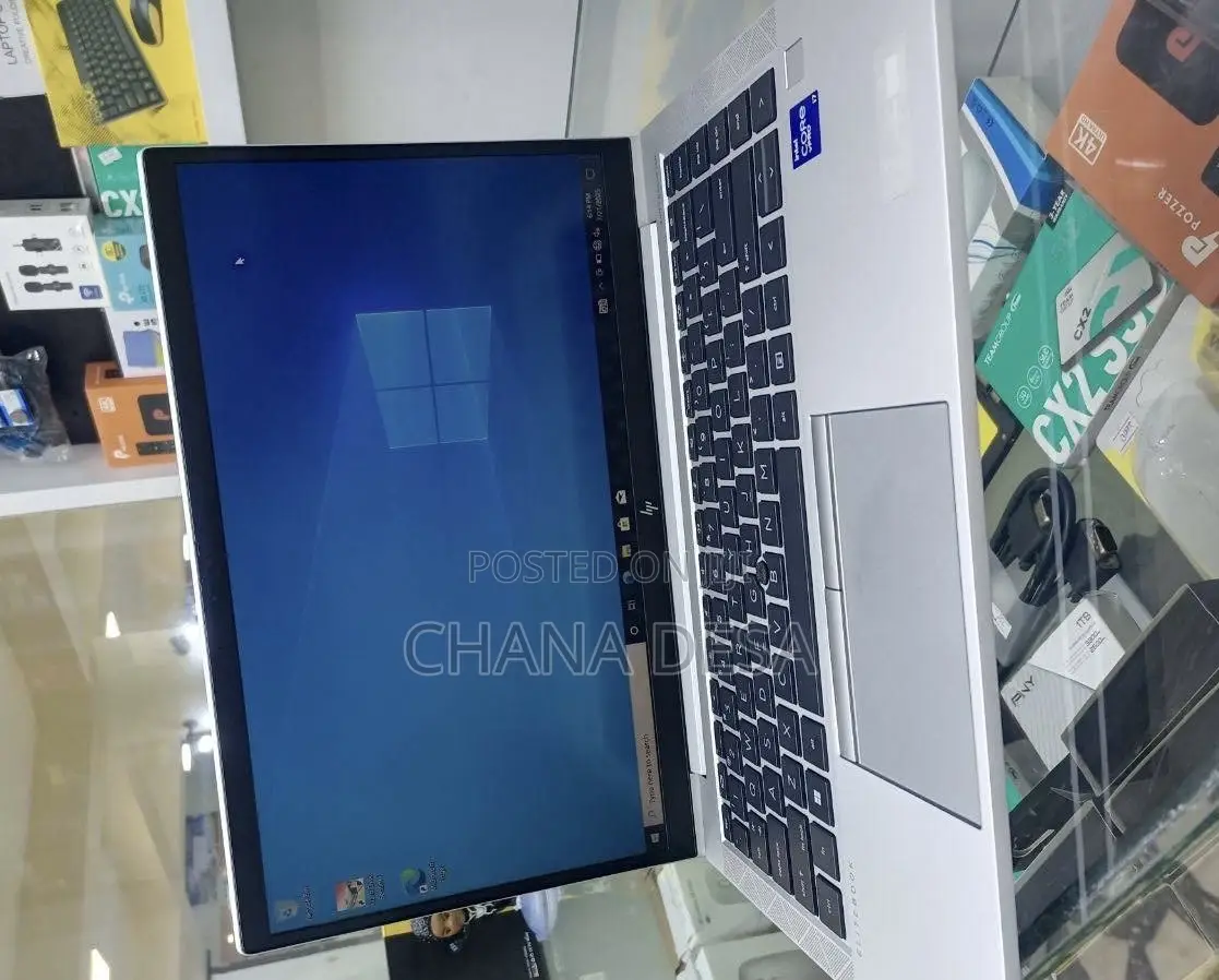 New Laptop HP EliteBook 840 G8 16GB Intel Core i5 SSD 512GB