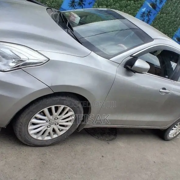 Suzuki Dzire 2022 Silver