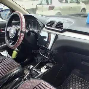 Suzuki Dzire 2022 Silver