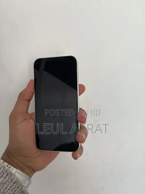 Apple iPhone 13 128 GB White