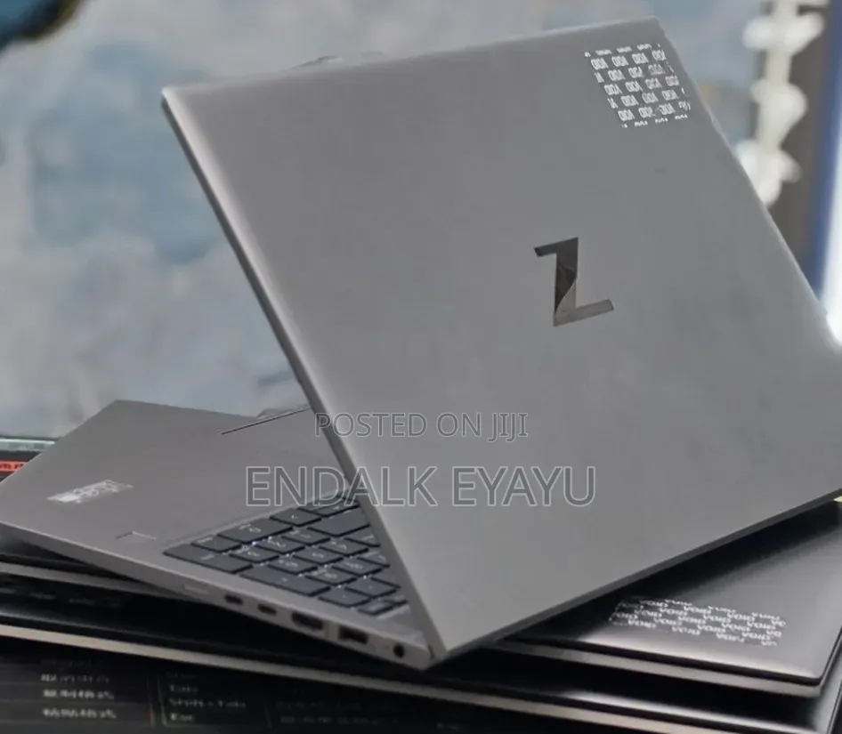 New Laptop HP ZBook 15 16GB Intel Core i5 SSD 512GB