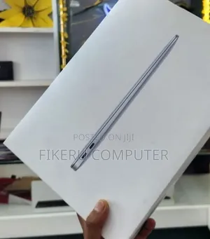 New Laptop Apple MacBook Air 2020 M1 8GB Apple M1 SSD 256GB