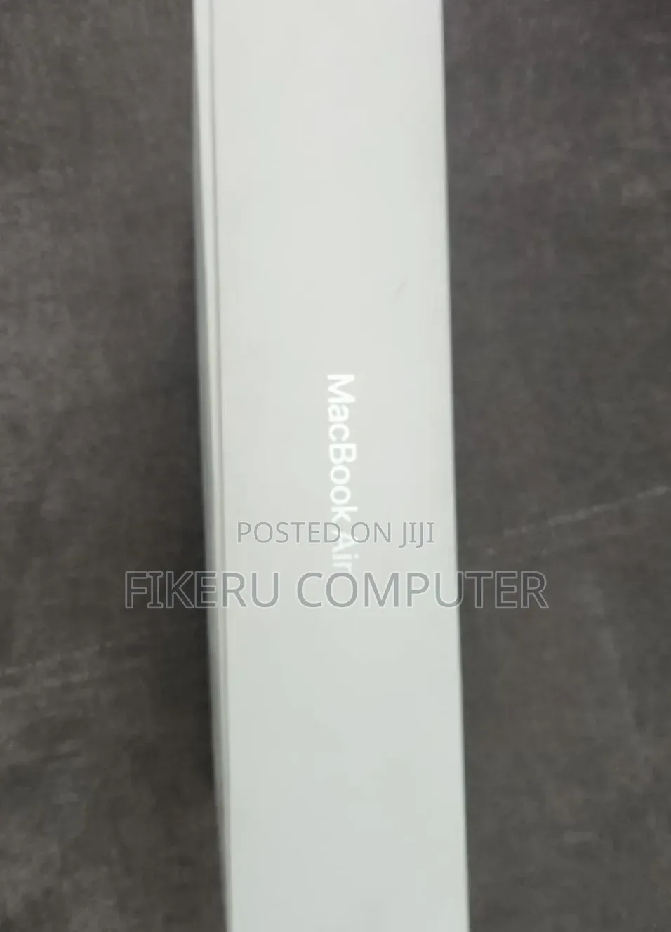 New Laptop Apple MacBook Air 2020 M1 8GB Apple M1 SSD 256GB