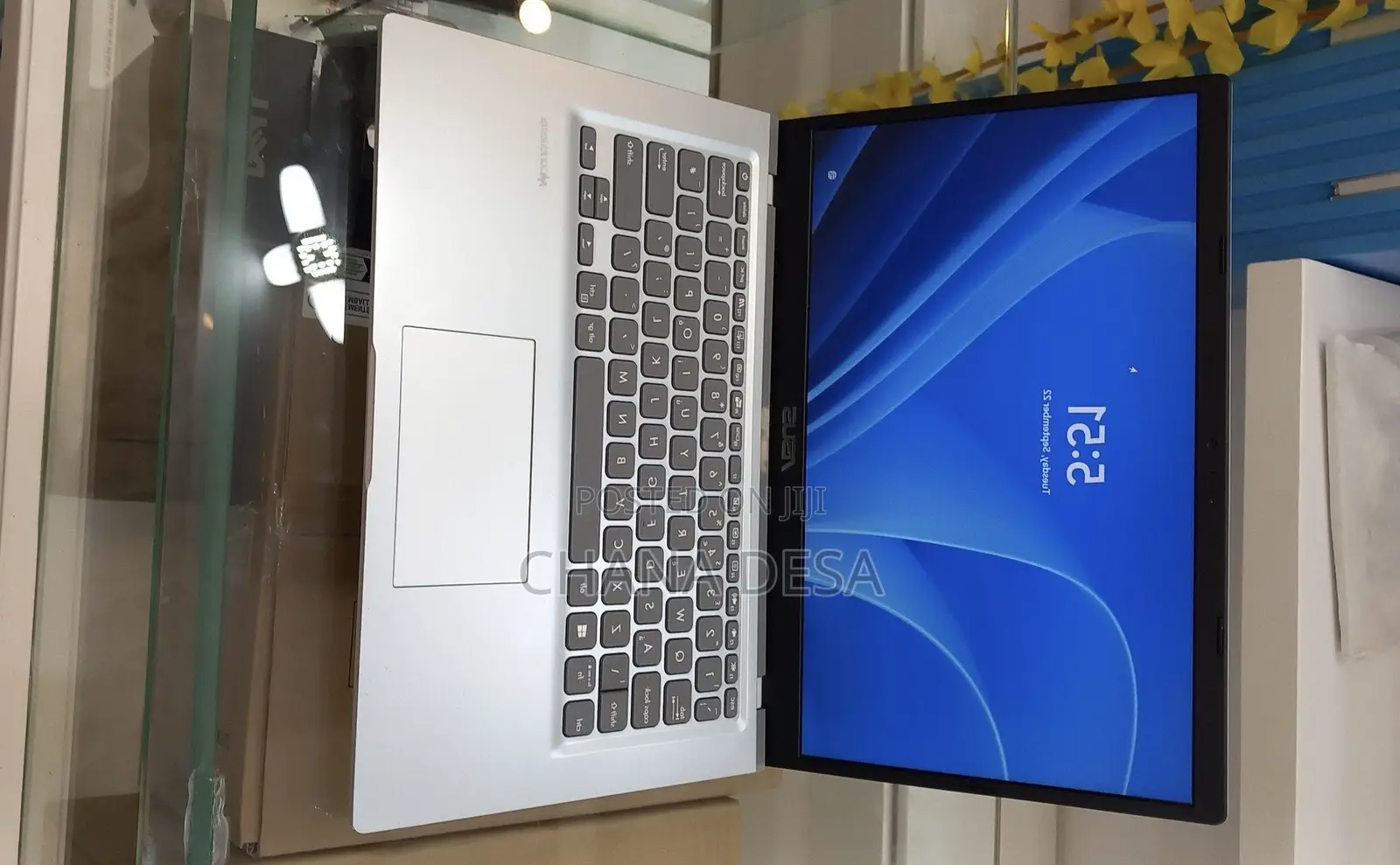 New Laptop Asus Vivobook 14 8GB AMD Ryzen SSD 256GB
