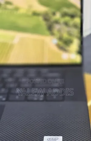 New Laptop Dell XPS 15 16GB Intel Core i7 SSD 512GB