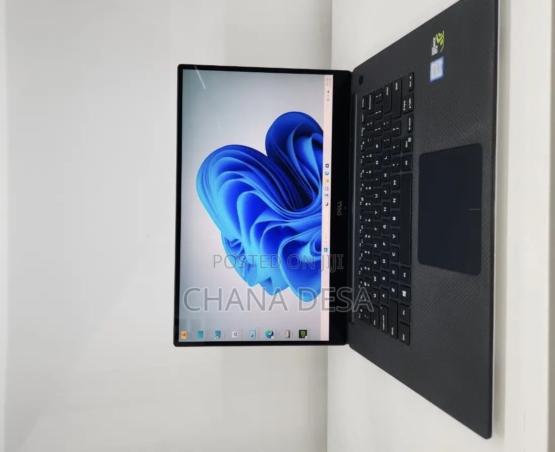 New Laptop Dell XPS 15 16GB Intel Core i7 SSD 512GB