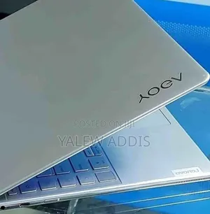 New Laptop Lenovo Yoga 330 16GB Intel Core i7 SSD 512GB