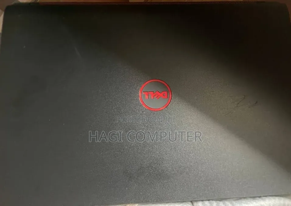 New Laptop Dell Inspiron 15 8GB Intel Core i7 SSD 256GB