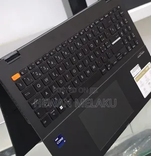 New Laptop Asus Vivobook 16 16GB Intel Core i9 SSD 1T
