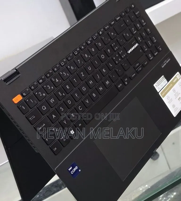New Laptop Asus Vivobook 16 16GB Intel Core i9 SSD 1T