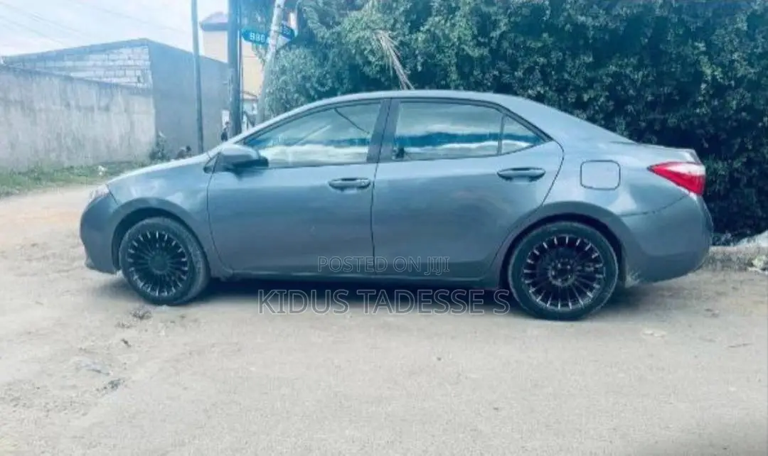 Toyota Corolla 2015 Blue