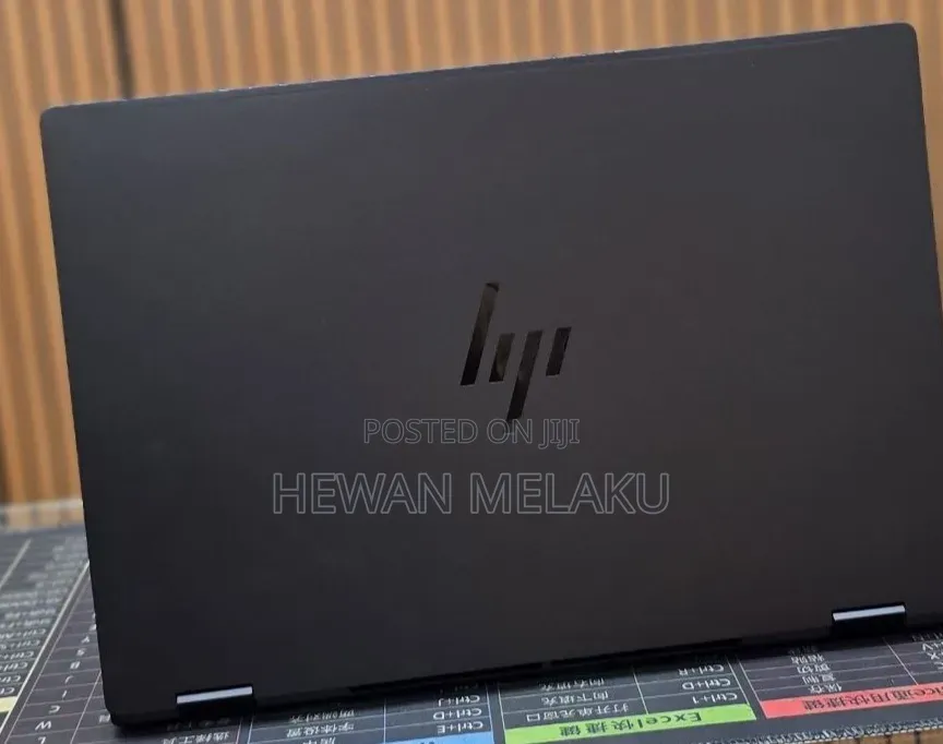 New Laptop HP OmniBook Ultra Flip 14" 32GB Intel Core Ultra 9 SSD 2T