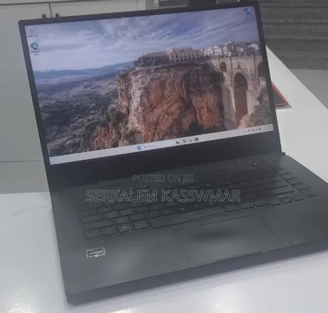 New Laptop Asus ROG Zephyrus G15 16GB AMD Ryzen 7 SSD 512GB