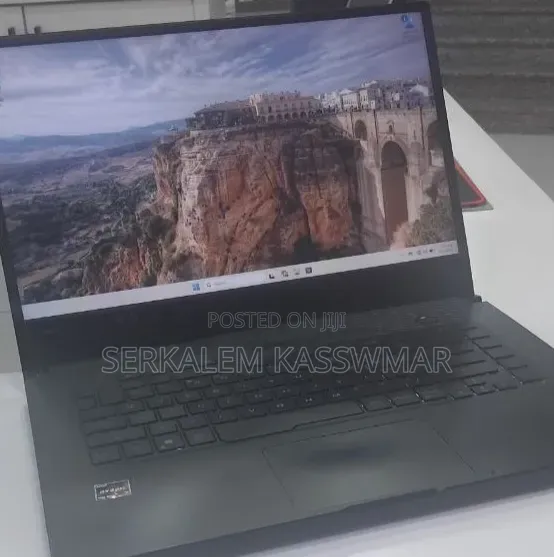 New Laptop Asus ROG Zephyrus G15 16GB AMD Ryzen 7 SSD 512GB