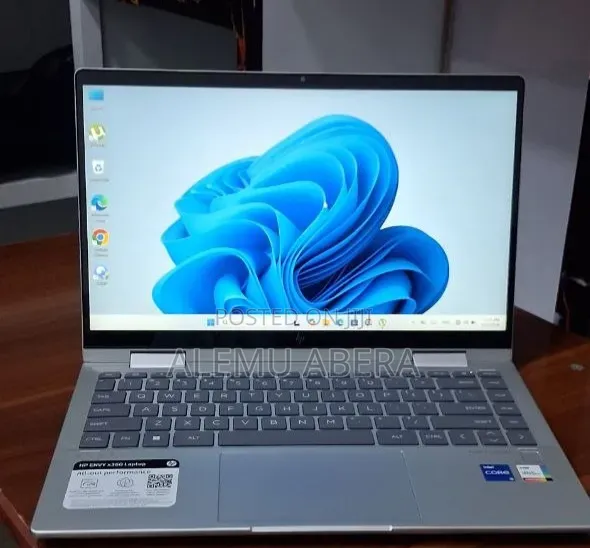 New Laptop HP Envy x360 8GB Intel Core i5 SSHD (Hybrid) 512GB