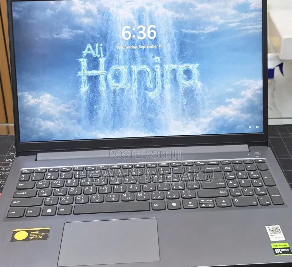 New Laptop Lenovo LOQ 15IRH8 12GB Intel Core i5 SSD 512GB