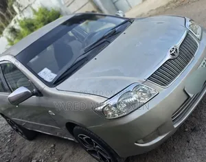 Toyota Corolla 2004 Gold