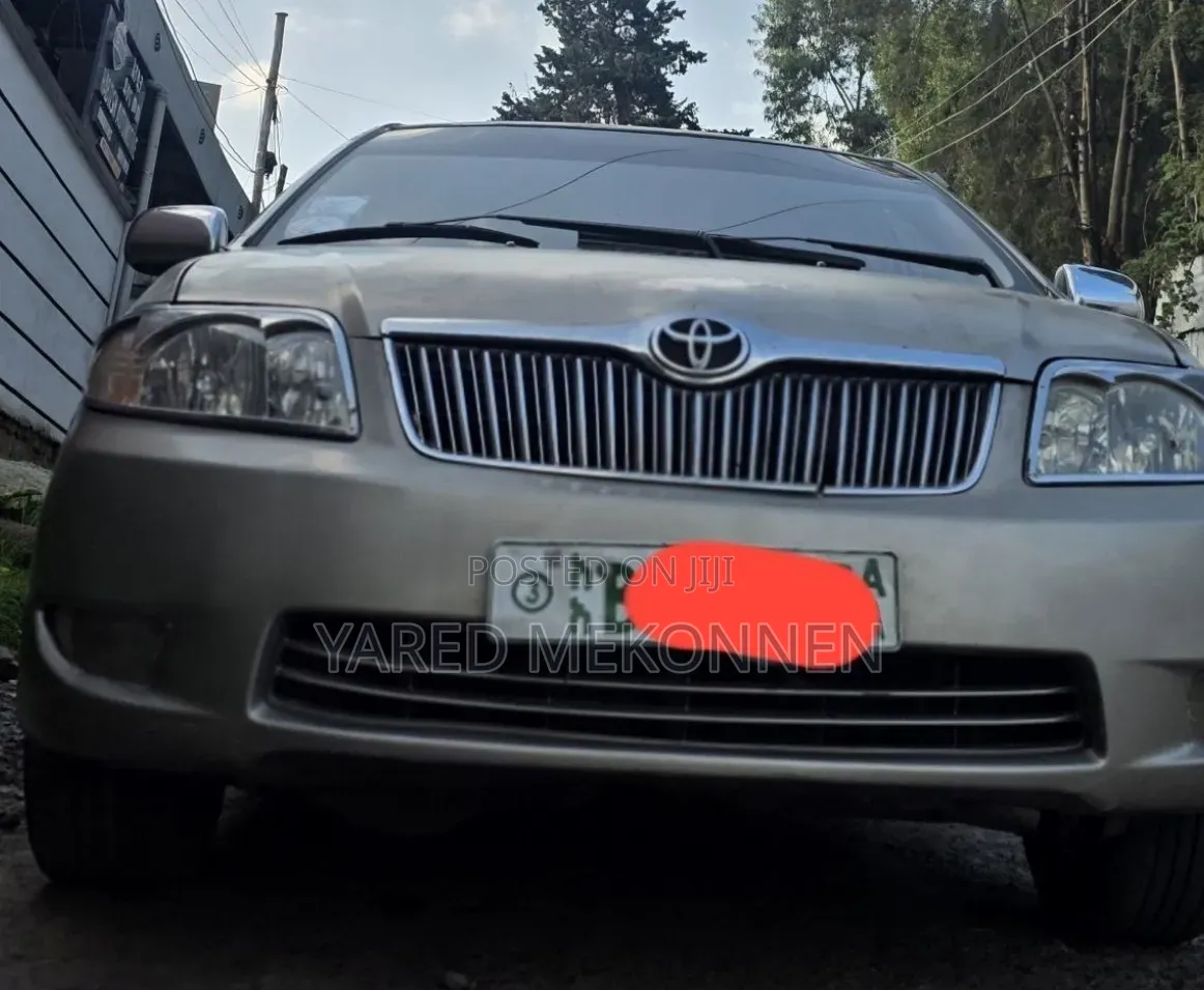 Toyota Corolla 2004 Gold