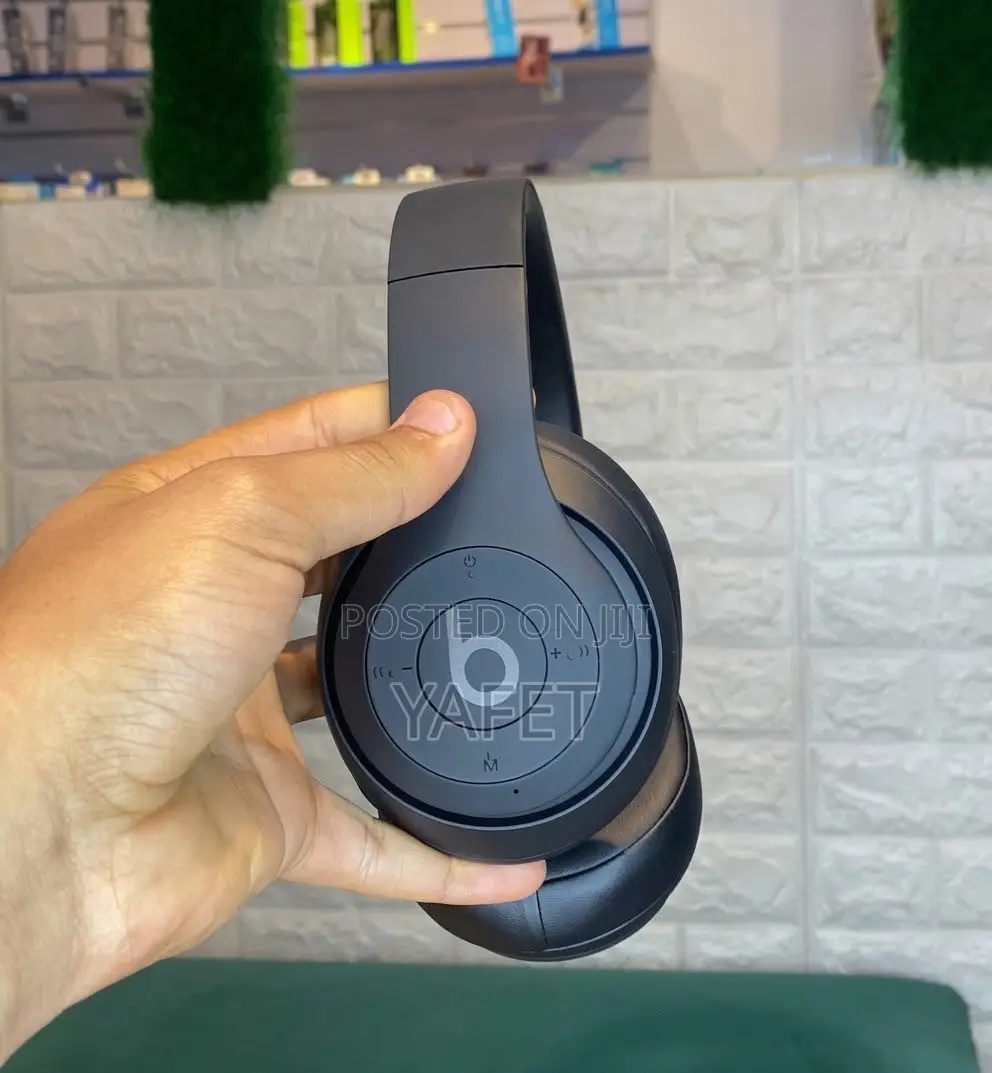 Beats Studio Pro