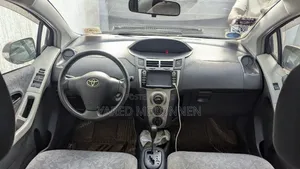 Toyota Yaris 2010 Burgundy