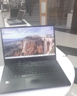 New Laptop Asus 16GB AMD Ryzen 7 SSD 512GB