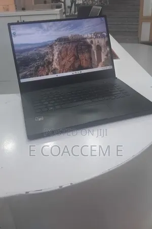 New Laptop Asus 16GB AMD Ryzen 7 SSD 512GB