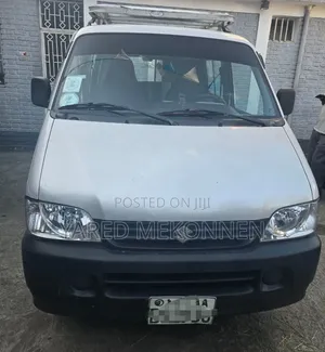 Suzuki Eeco 2025 Silver