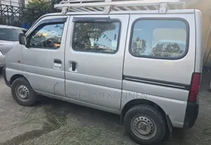 Suzuki Eeco 2025 Silver