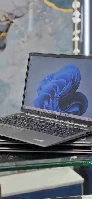 New Laptop HP ZBook 15 16GB Intel Core i5 SSD 512GB