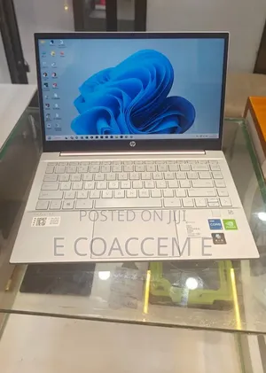 New Laptop HP 16GB Intel Core i5 SSD 512GB