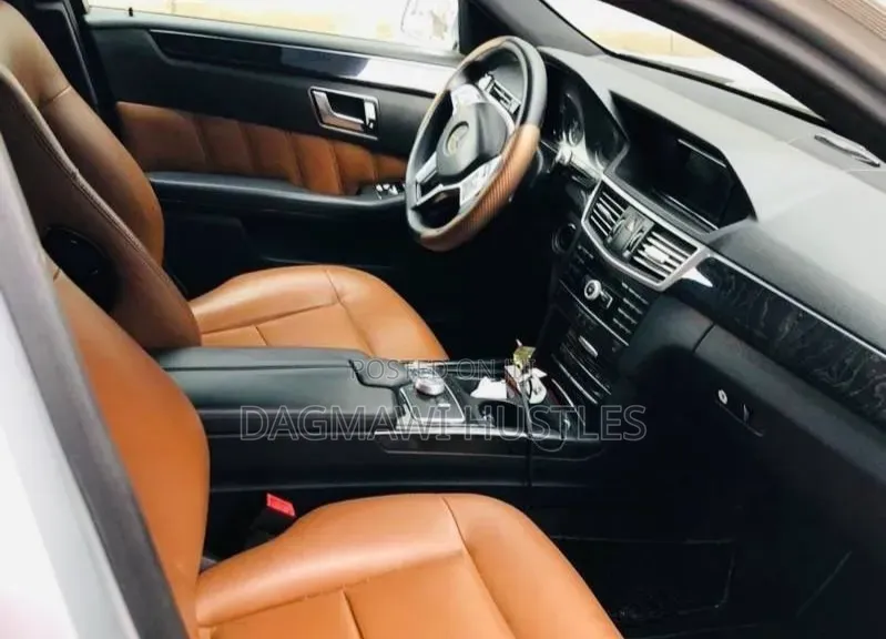 Mercedes-Benz E200 2013 Silver