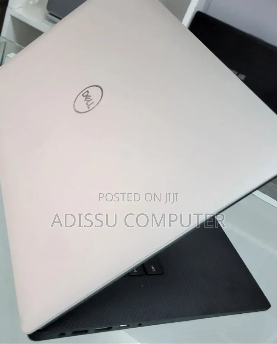 New Laptop Dell Precision 5530 16GB Intel Core i7 SSD 512GB