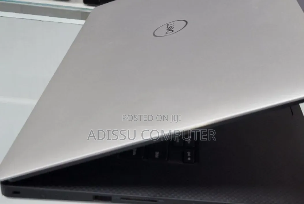 New Laptop Dell Precision 5530 16GB Intel Core i7 SSD 512GB