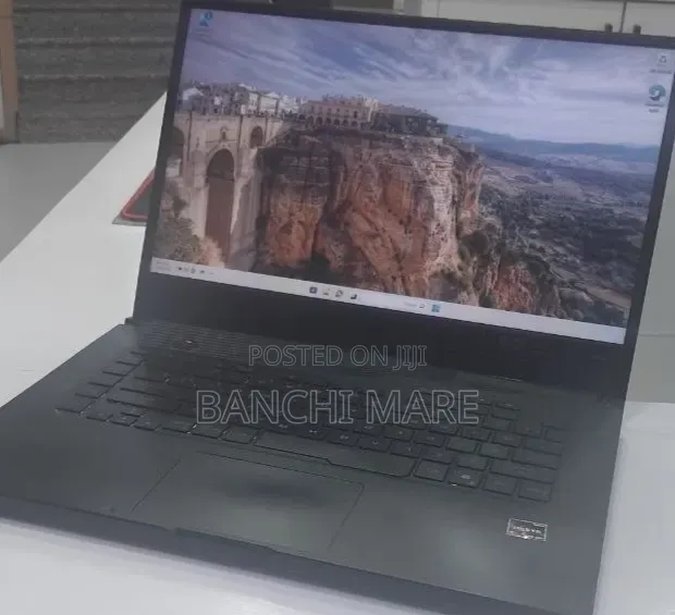 New Laptop Asus ROG Zephyrus G15 16GB AMD Ryzen 7 SSD 512GB